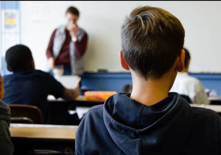 Países Bajos prohibirá los celulares en las escuelas paises-bajos-prohibir-los-celulares-en-las-escuelas-112543-112622.jpg