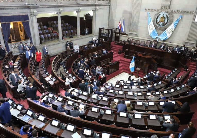 Persiste el desafío en el Congreso: Diputados ausentes en sesiones claves persiste-el-desafio-en-el-congreso-diputados-ausentes-en-sesiones-claves-181116-181132.jpg