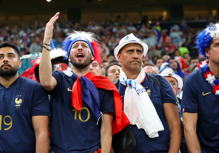 Petición argentina para que Francia deje de llorar golea al reclamo de repetir la final del Mundial