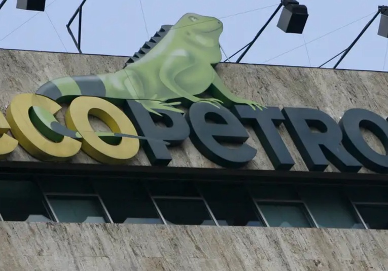 Petro pide vender el 'fracking' de Ecopetrol en EE.UU.