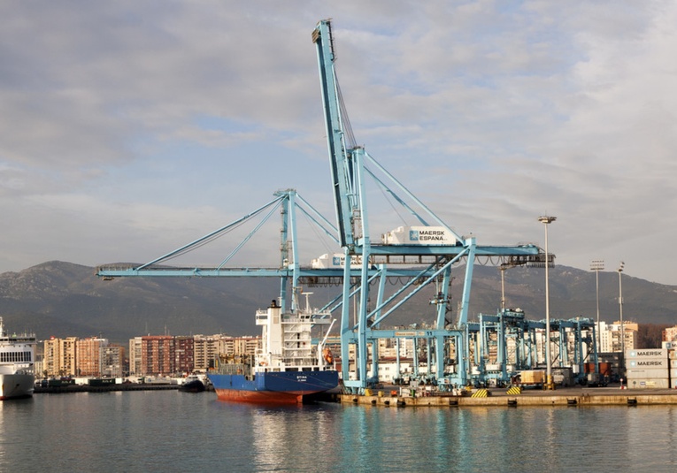 Polémica en España por la escala en sus puertos de barcos con armamento para Israel polemica-en-espana-por-la-escala-en-sus-puertos-de-barcos-con-armamento-para-israel-094037-094042.jpg