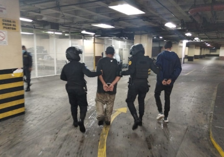 Policía Nacional Civil captura a 440 personas durante la semana por diversos delitos en todo el país policia-nacional-civil-captura-a-440-personas-durante-la-semana-por-diversos-delitos-en-todo-el-pais-164454-164535.jpg