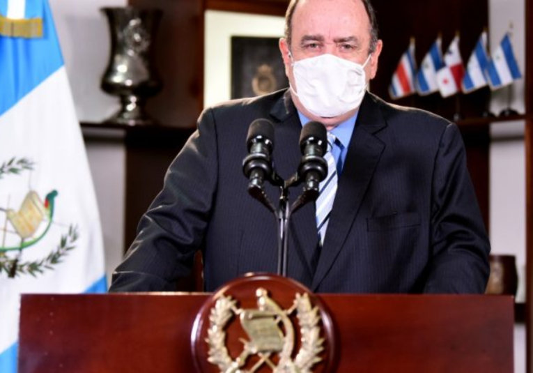 Presidente Alejandro Giammattei dará a conocer las nuevas disposiciones por Covid-19 este fin de semana.  presidente-alejandro-giammattei-dar-a-conocer-las-nuevas-disposiciones-por-covid-19-este-fin-de-semana-170346-170412.png