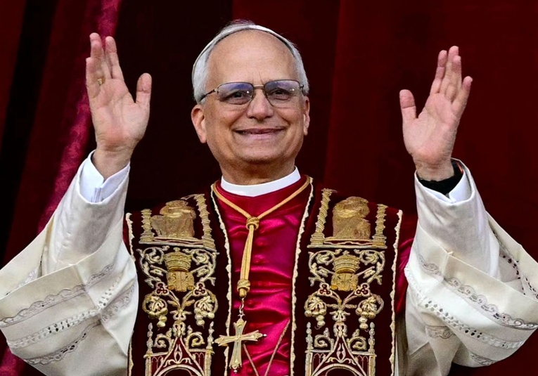 Presidente Arévalo felicita al Papa León XIV y anuncia intención de invitarlo a Guatemala