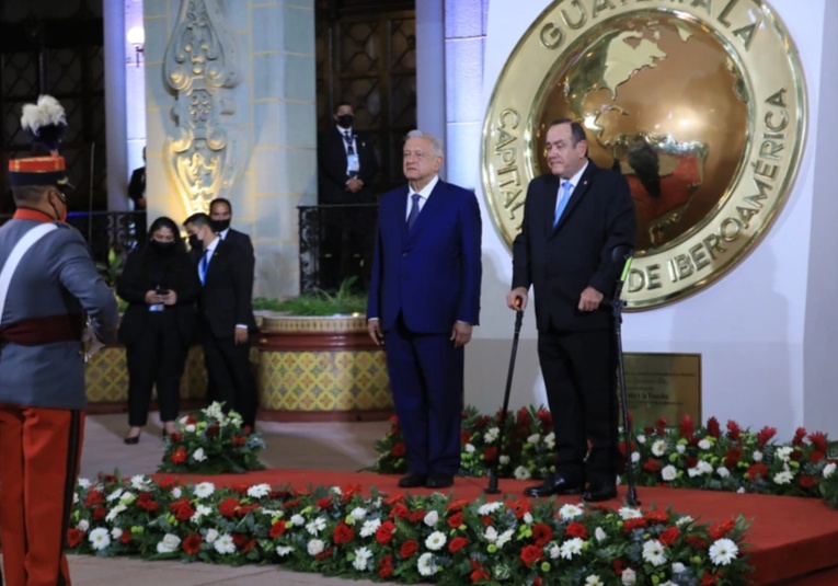 Presidente de México pide en Guatemala más apoyo a EEUU en tema migratorio presidente-de-mexico-pide-en-guatemala-m-s-apoyo-a-eeuu-en-tema-migratorio-100326-100333.jpg