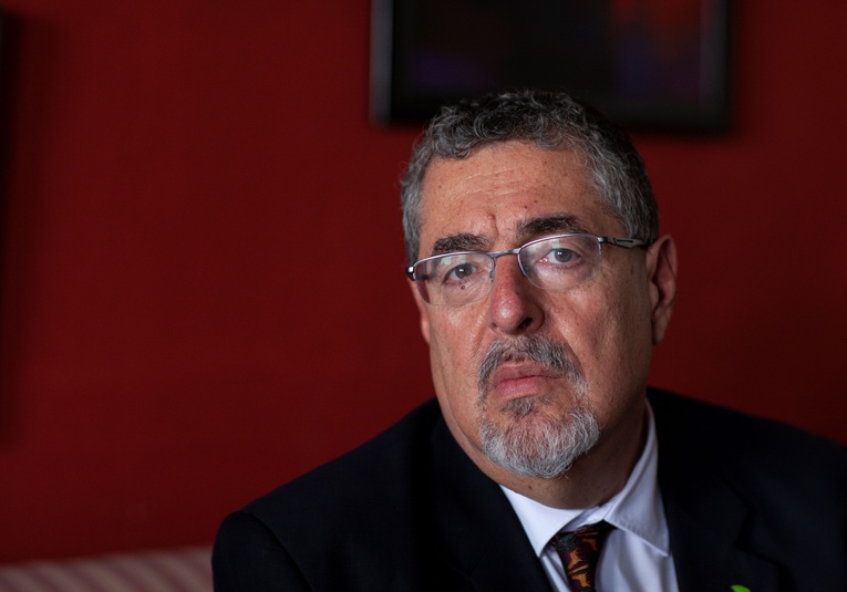 Presidente electo Bernardo Arévalo denuncia plan para dar un golpe de estado presidente-electo-bernardo-arevalo-denuncia-plan-para-dar-un-golpe-de-estado-180816-180853.jpg