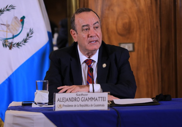 Presidente Giammattei pide cordura a mandatario colombiano Gustavo Petro presidente-giammattei-pide-cordura-a-mandatario-colombiano-gustavo-petro-184035-184201.jpg
