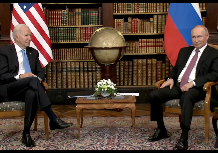 Primeras palabras entre Putin y Biden primeras-palabras-entre-putin-y-biden-091320-091328.jpg