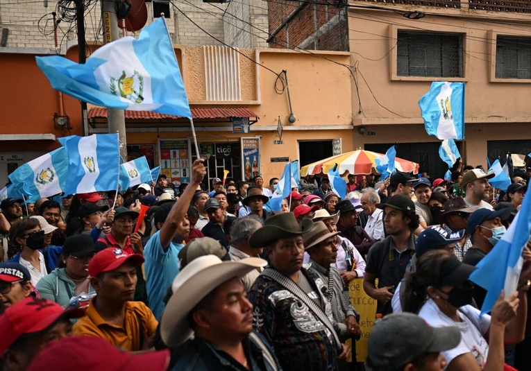 Protestas continuarán hasta que renuncien 4 funcionarios judiciales protestas-continuar-n-hasta-que-renuncien-4-funcionarios-judiciales-151727-152101.jpg