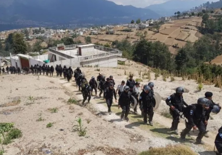 Refuerzan seguridad y reinician diálogo entre pobladores de Nahualá y Santa Catarina Ixtahuacán refuerzan-seguridad-y-reinician-di-logo-entre-pobladores-de-nahual-y-santa-catarina-ixtahuac-n-181206-181430.jpg