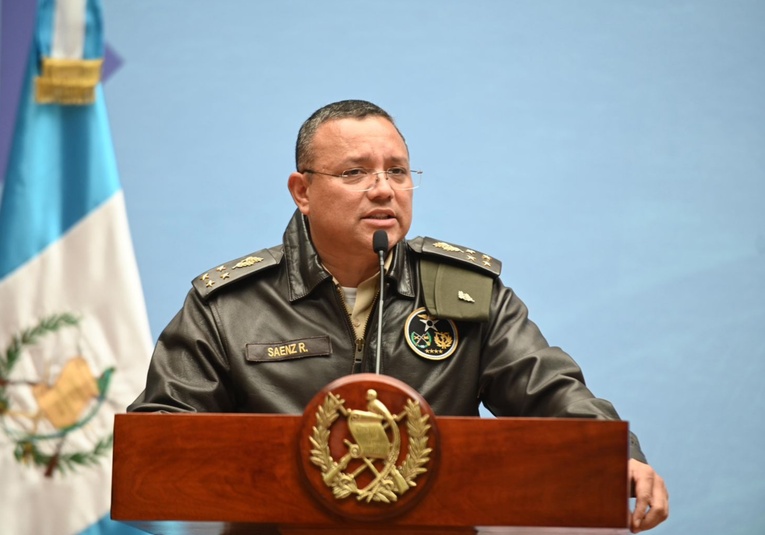 Remueven a tres soldados por inacción durante balacera en La Mesilla