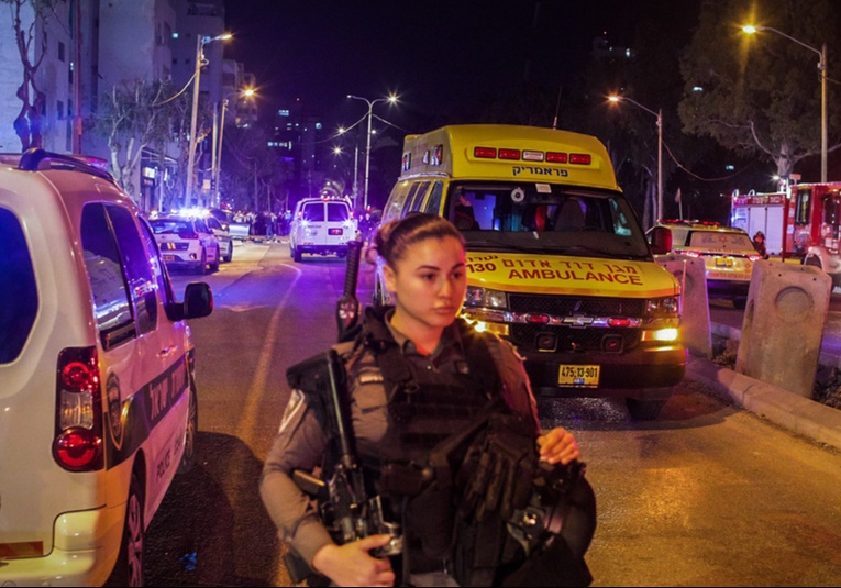 Reportan varios heridos por un tiroteo en el centro de Tel Aviv reportan-varios-heridos-por-un-tiroteo-en-el-centro-de-tel-aviv-124227-124404.jpg