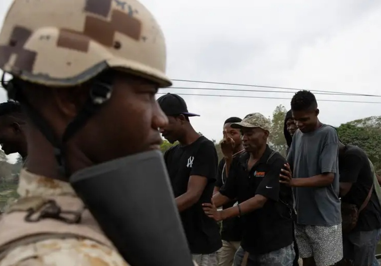 República Dominicana rechaza denuncias por trato a migrantes