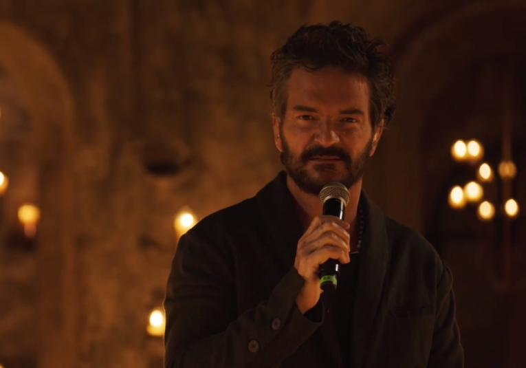 Ricardo Arjona hace vibrar a toda Guatemala y Latinoamérica con #HechoALaAntigua  ricardo-arjona-hace-vibrar-a-toda-guatemala-y-latinoamerica-con-hechoalaantigua-101405-101413.png