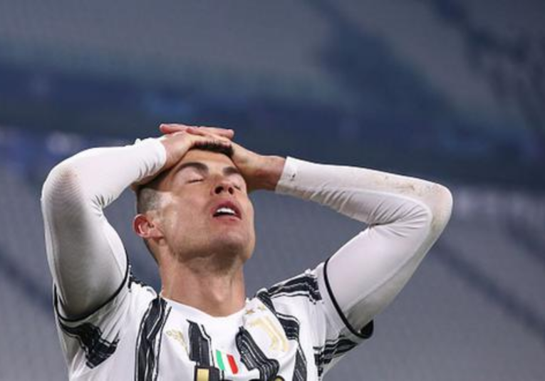 'Rotos pero aún viviendo juntos': Cristiano Ronaldo intenta dejar la Juventus, según informes en Italia. rompidos-pero-aun-viviendo-juntos-cristiano-ronaldo-intenta-dejar-la-juventus-segun-informes-en-italia-155935-155952.png