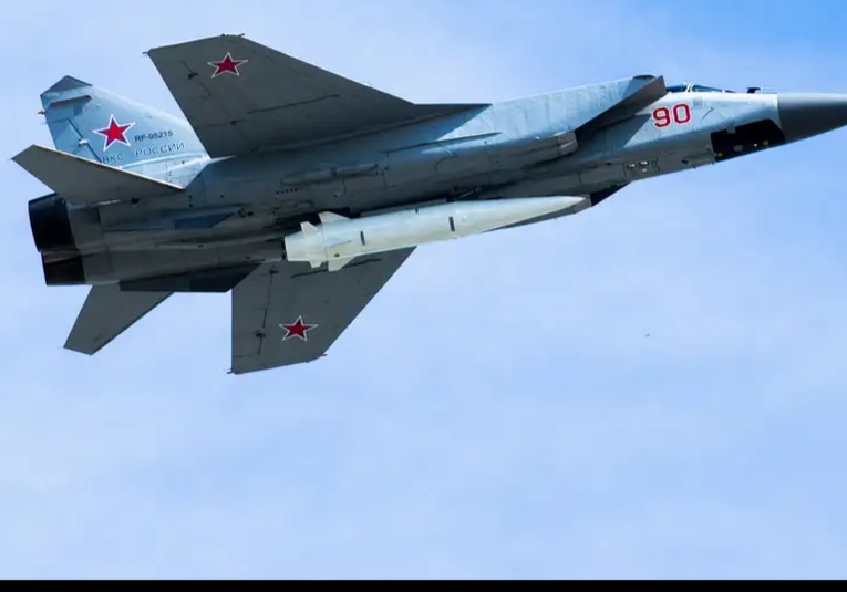 Rusia anuncia maniobras navales cerca de las costas de Siria rusia-anuncia-maniobras-navales-cerca-de-las-costas-de-siria-122443-122520.jpg
