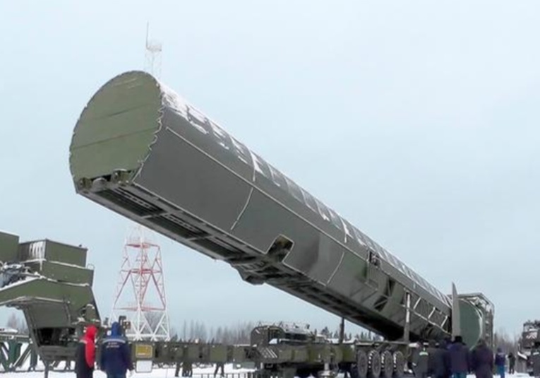 Rusia ensaya con éxito un nuevo misil balí­stico intercontinental rusia-ensaya-con-exito-un-nuevo-misil-balistico-intercontinental-140300-140333.jpg