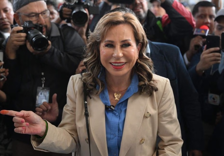 Sandra Torres afirma que es necesaria la elección de cortes sandra-torres-afirma-que-es-necesaria-la-eleccion-de-cortes-212427-212430.jpg