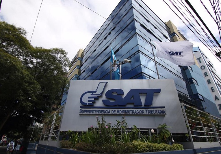 SAT fiscalizará comercios que se realizan por ví­a electrónica