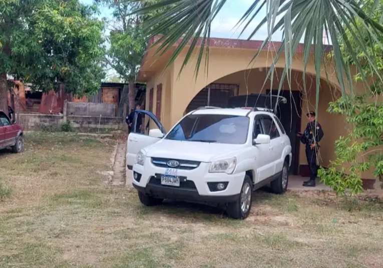 Seis personas asesinadas en masacre vinculada al narcotráfico en Petén: indicios apuntan a un ajuste de cuentas seis-personas-asesinadas-en-masacre-vinculada-al-narcotr-fico-en-peten-indicios-apuntan-a-un-ajuste-de-cuentas-174002-174040.jpg