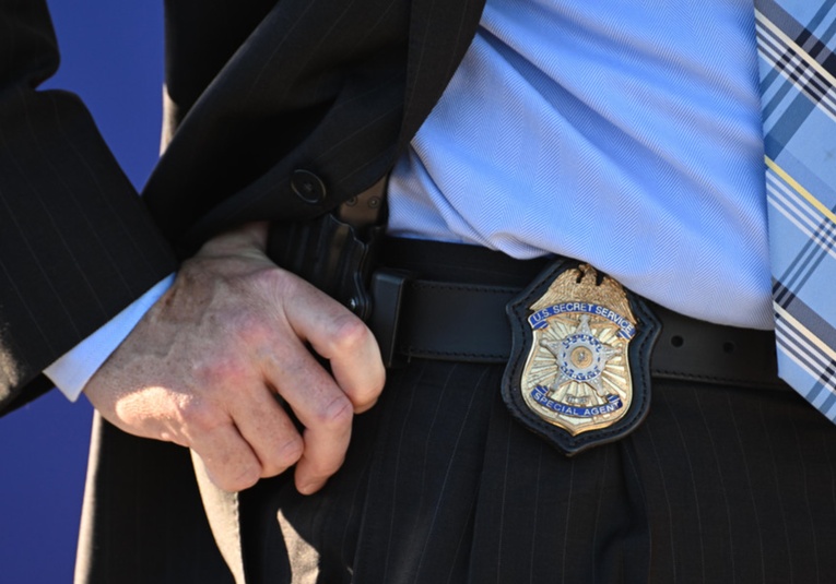Servicio Secreto de EE.UU. abre fuego contra personas que intentaron irrumpir en un vehículo de una nieta de Biden servicio-secreto-de-ee-uu-abre-fuego-contra-personas-que-intentaron-irrumpir-en-un-vehiculo-de-una-nieta-de-biden-091416-091436.jpg