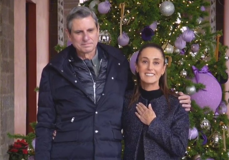 Sheinbaum dedica mensaje navideño a migrantes: Lo más importante es el amor a nuestros semejantes sheinbaum-dedica-mensaje-navideno-a-migrantes-lo-m-s-importante-es-el-amor-a-nuestros-semejantes-010550-010631.jpg