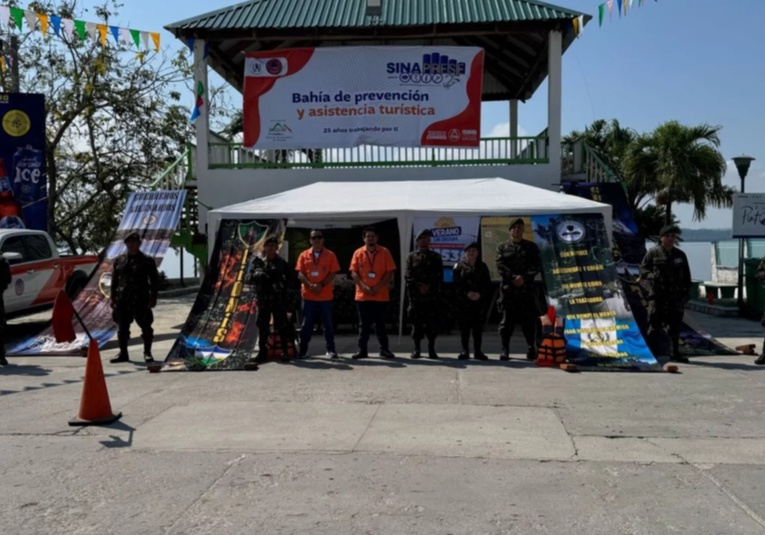 Sinaprese Brinda Atención a Cientos de Familias que Viajan por Semana Santa sinaprese-brinda-atencion-a-cientos-de-familias-que-viajan-por-semana-santa-131622-131835.jpg