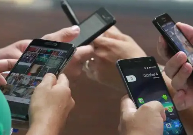 Subastan frecuencias para servicios móviles 5-G subastan-frecuencias-para-servicios-moviles-5-g-175303-175417.jpg