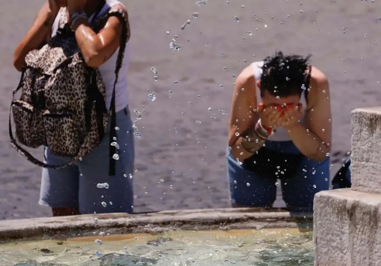 Sur de Europa es azotado por una fuerte ola de calor