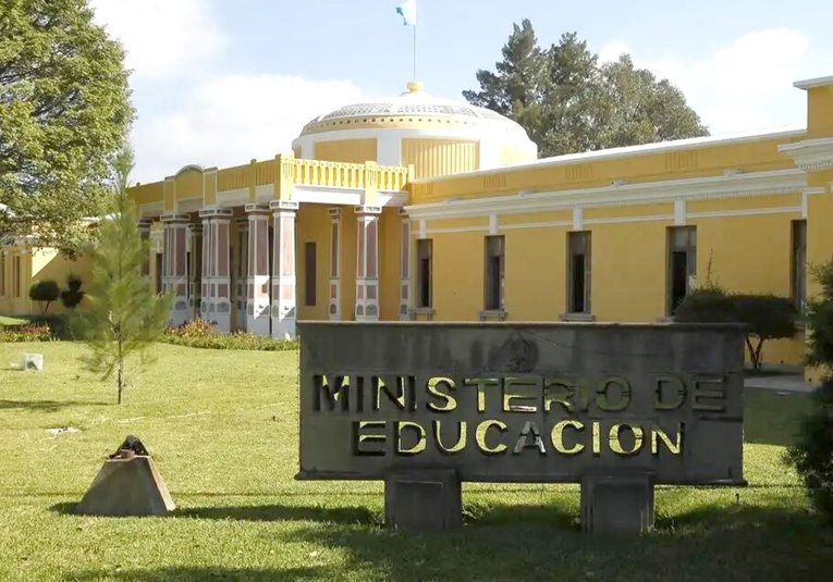 Suspensión de clases debido a protestas y bloqueos en la ciudad suspension-de-clases-debido-a-protestas-y-bloqueos-en-la-ciudad-135447-135613.jpg