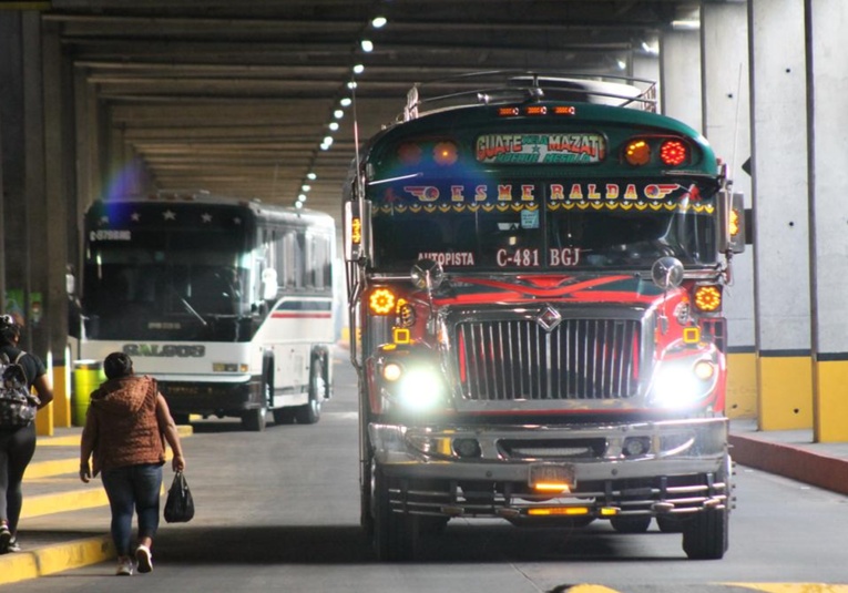 Transportistas piden mesa de dialogo con Municipalidad de Mixco para evitar sanciones