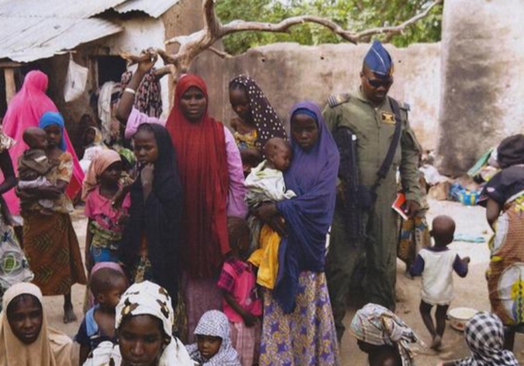Tres muertos y decenas secuestrados en ataques a iglesias de Nigeria tres-muertos-y-decenas-secuestrados-en-ataques-a-iglesias-de-nigeria-192447-192452.jpg