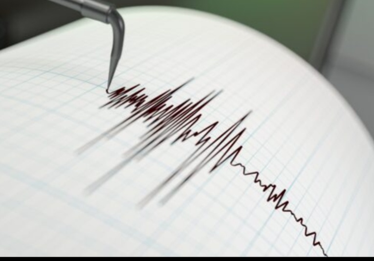 Tres sismos en la madrugada generan alarma en varias regiones del país