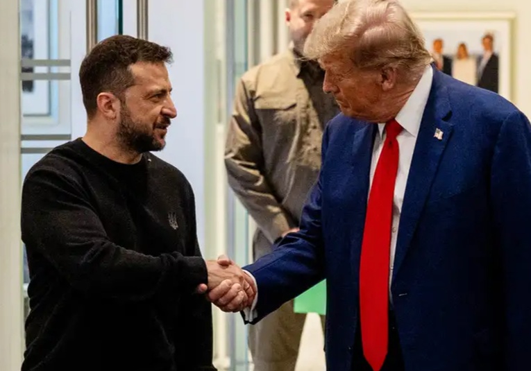 Trump promete a Zelenski resolver guerra en Ucrania si gana trump-promete-a-zelenski-resolver-guerra-en-ucrania-si-gana-134709-134730.jpg