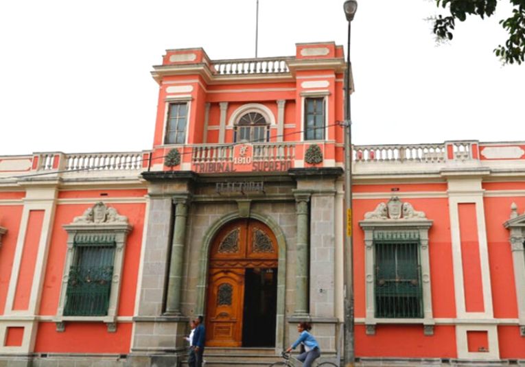 TSE pide confianza y anuncia actualización de plataformas tse-pide-confianza-y-anuncia-actualizacion-de-plataformas-070058-070917.jpg