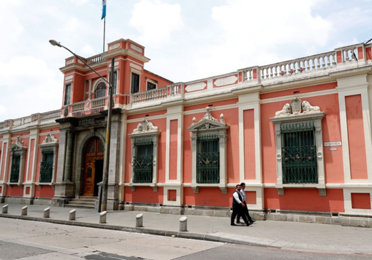 TSE reafirma compromiso de asegurar segunda vuelta con candidatos oficializados tse-reafirma-compromiso-de-asegurar-segunda-vuelta-con-candidatos-oficializados-154146-154150.jpg