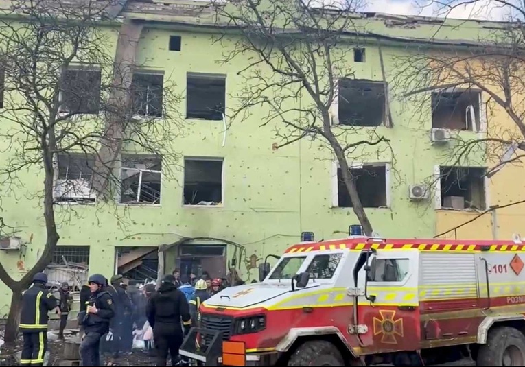 Ucrania denuncia que Rusia ha bombardeado un hospital infantil en Mariúpol ucrania-denuncia-que-rusia-ha-bombardeado-un-hospital-infantil-en-mariupol-123211-123418.jpg