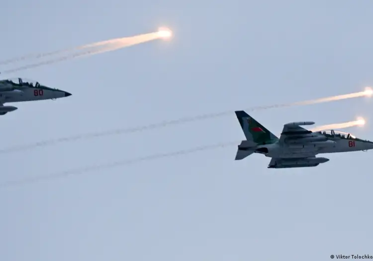 Ucrania derriba otro avión ruso en medio de duros combates