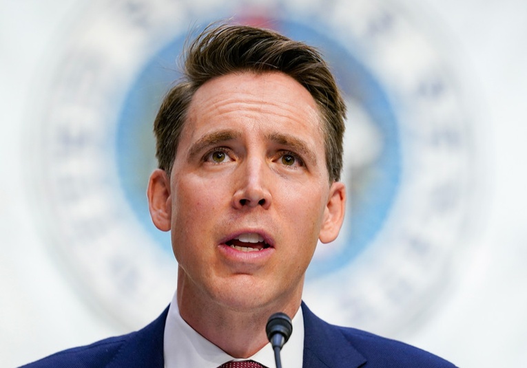 Un senador de EE.UU. insta a enviar a Israel la financiación destinada a Ucrania un-senador-de-ee-uu-insta-a-enviar-a-israel-la-financiacion-destinada-a-ucrania-091615-091630.jpg