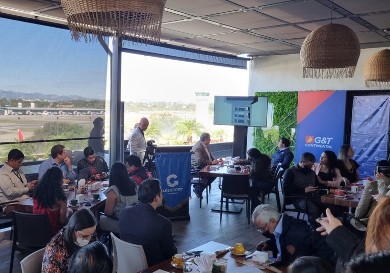 Un total de 70 emprendedores comenzarán a exportar productos nacionales  un-total-de-70-emprendedores-comenzar-n-a-exportar-productos-nacionales-173449-173655.jpg