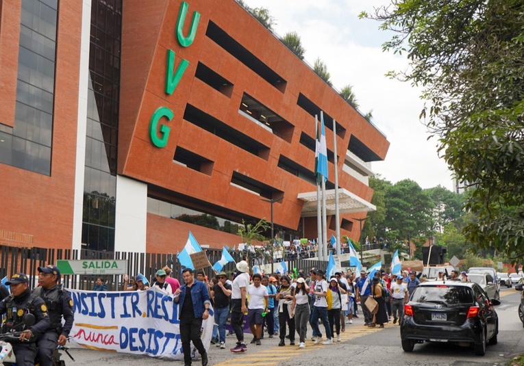 Universidad del Valle de Guatemala respalda el orden constitucional y el derecho a la manifestación pacífica universidad-del-valle-de-guatemala-respalda-el-orden-constitucional-y-el-derecho-a-la-manifestacion-pacifica-111143-111247.jpg