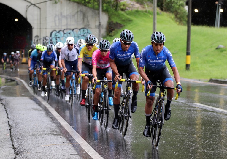 Vuelta a Colombia: Dupla guatemalteca logra una participación inédita