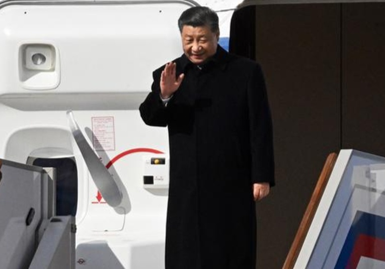 Xi Jinping aterriza en Rusia para reunirse con Putin xi-jinping-aterriza-en-rusia-para-reunirse-con-putin-104018-104424.jpg