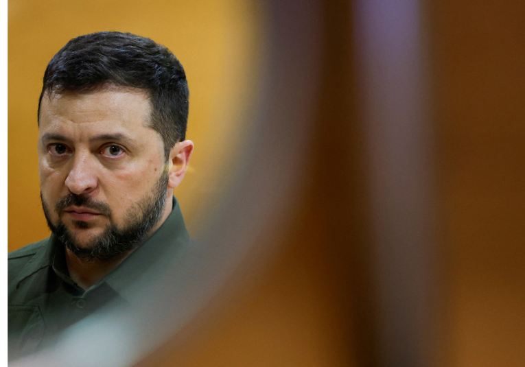 Zelenski pierde el apoyo de los ciudadanos zelenski-pierde-el-apoyo-de-los-ciudadanos-093854-093928.png
