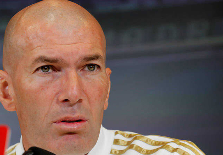 Zinedine Zidane se molesta con la prensa zinedine-zidane-se-molesta-con-la-prensa-181115-181120.jpg