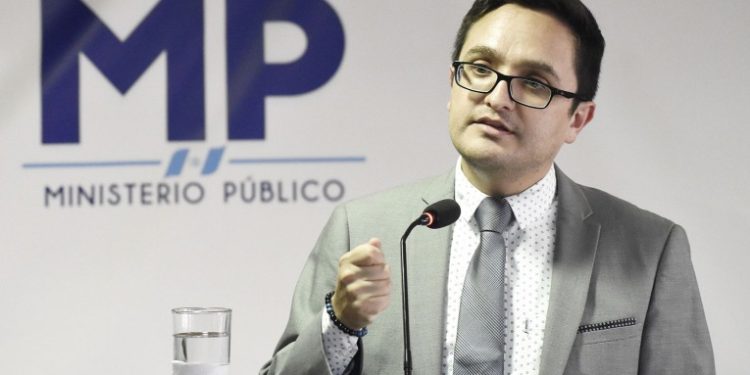 12 denuncias se han realizado contra Juan Francisco Sandoval