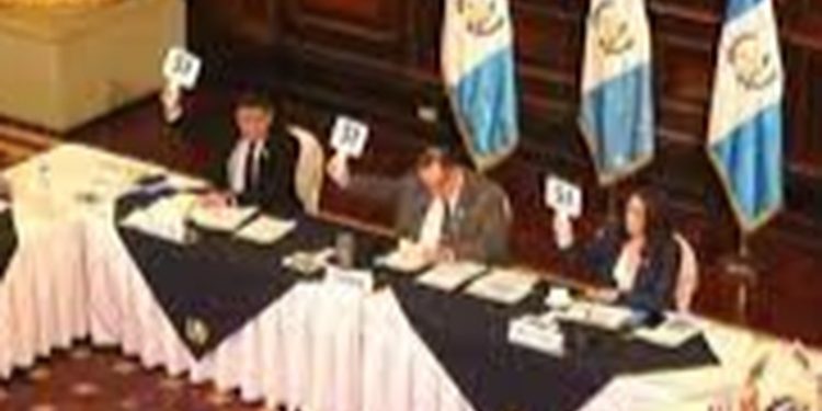 151 alcaldes electos de Guatemala se preparan para asumir cargos en Enero