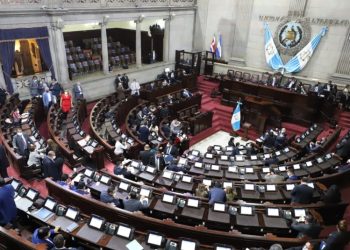 175 intentos de elegir Magistrados de Cortes sin éxito