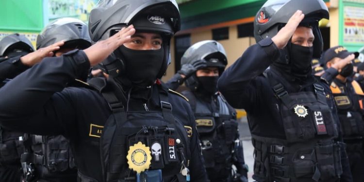 43 mil policías protegen a la población por pago de bono 14