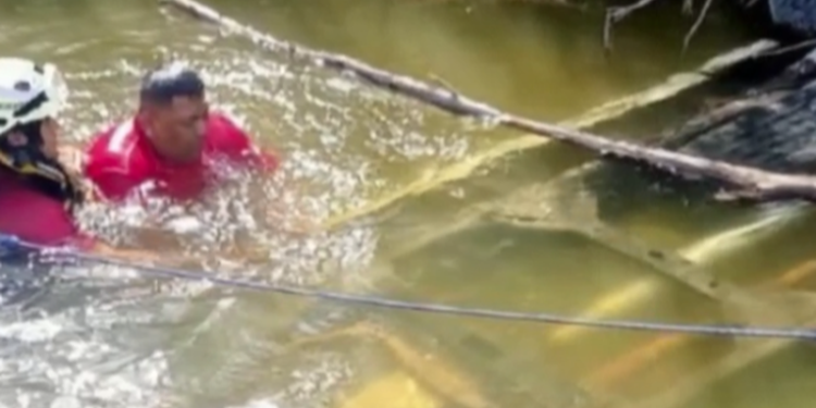 5 migrantes guatemaltecos fueron hallados en accidente de Nuevo León, México